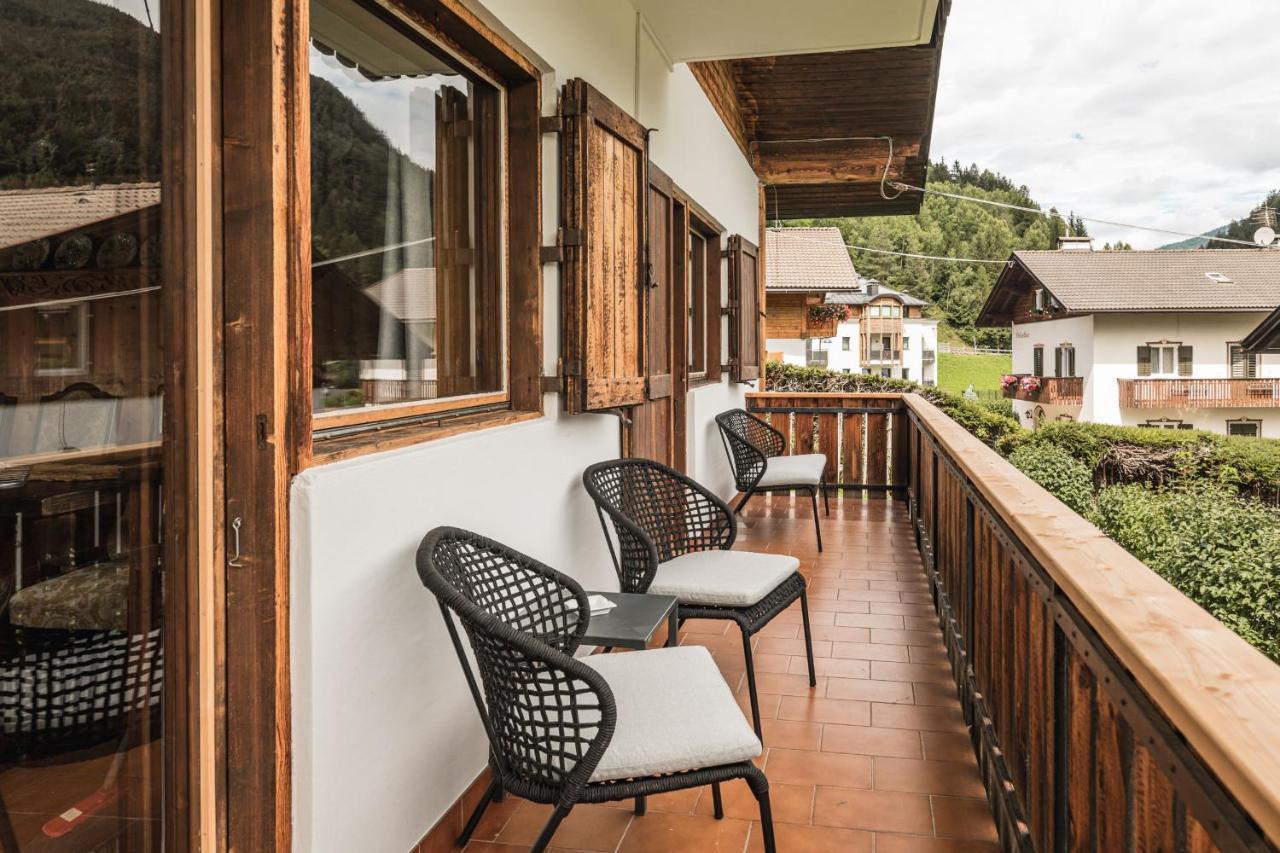 Chalet Scherlin Ortisei Exteriör bild