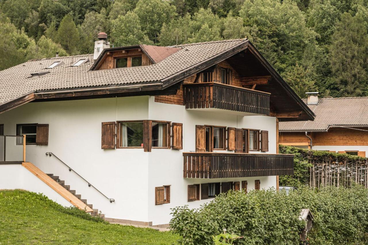 Chalet Scherlin Ortisei Exteriör bild