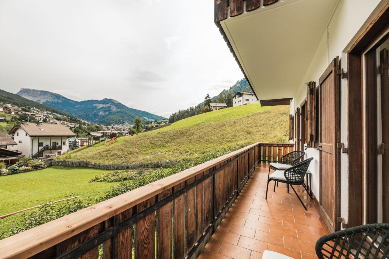 Chalet Scherlin Ortisei Exteriör bild